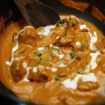 Butter Chicken: En smagfuld og ikonisk Indisk delikatesse